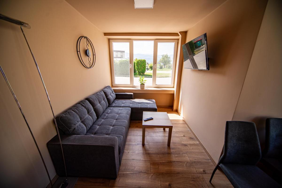 Sport Apartments Радовлица Экстерьер фото